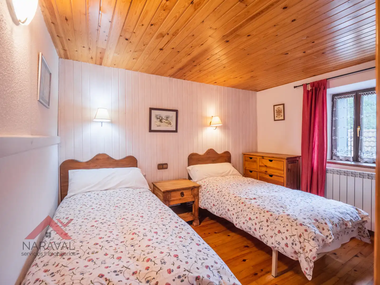 Habitación de Casa o chalet en venta en Fiscal con Aire acondicionado, Calefacción y Jardín privado