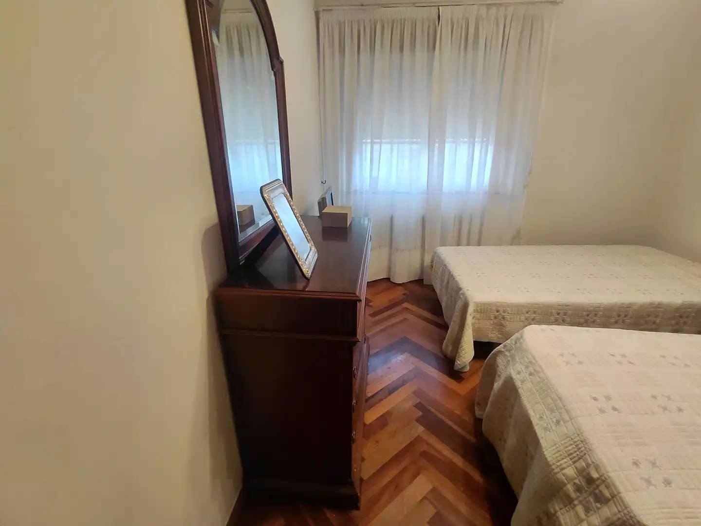 Habitación de Casa o chalet en venta en Oleiros con Calefacción, Jardín privado y Parquet
