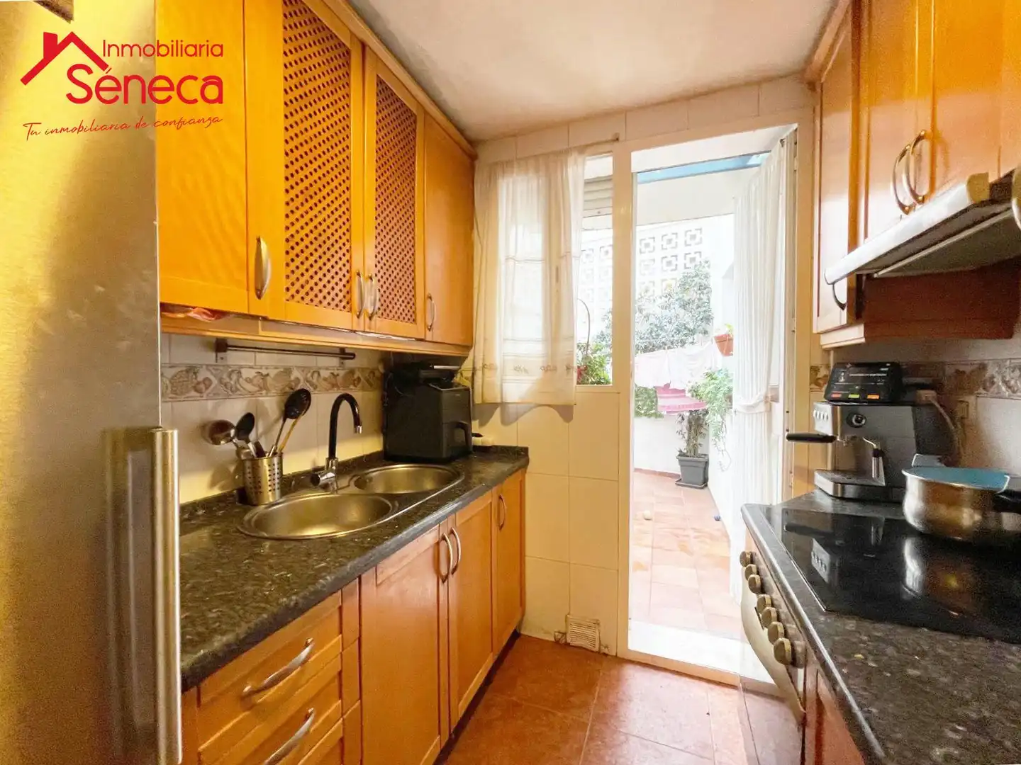 Kitchen of Flat for sale in Córdoba  with Air Conditioner and Heating