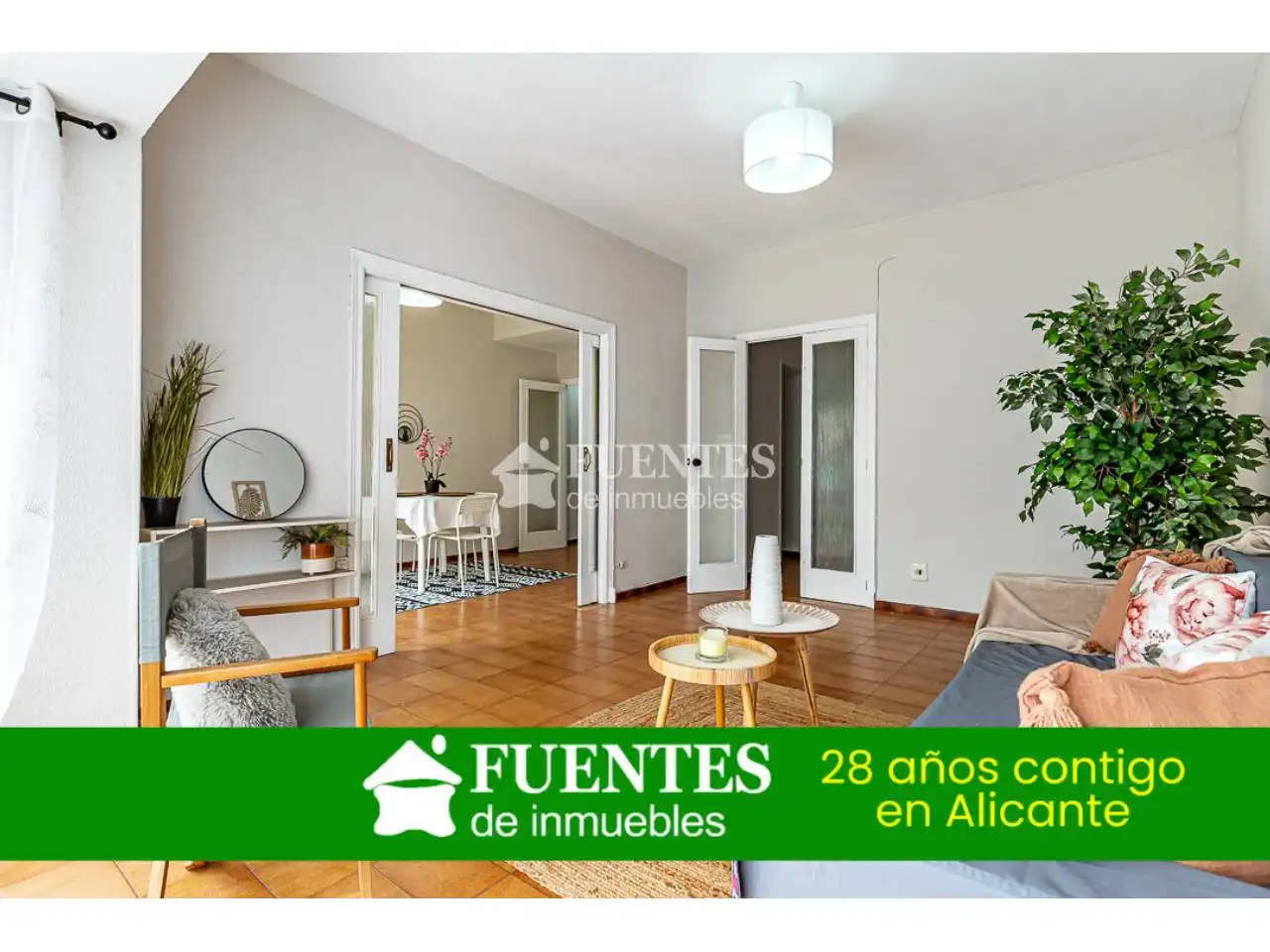 Vista exterior de Piso en venta en Alicante / Alacant con Terraza