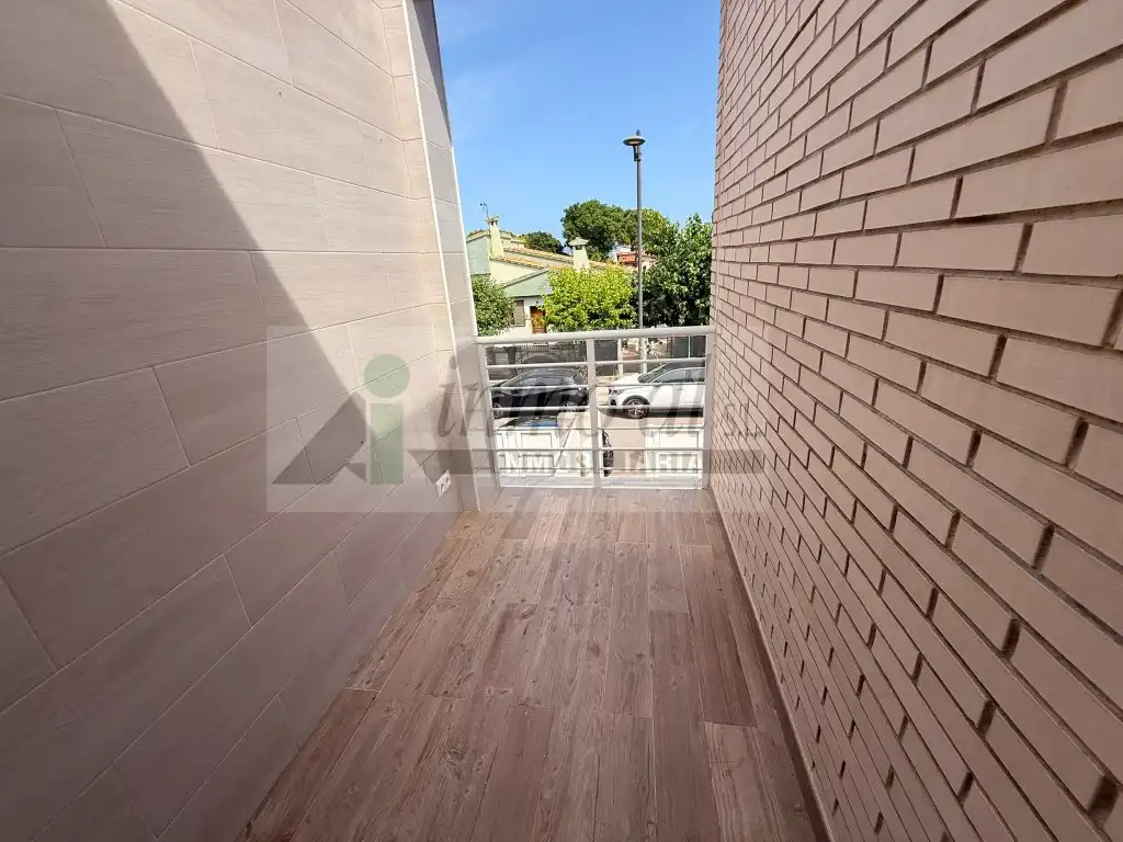 Terrassa de Casa o xalet en venda en Almazora / Almassora amb Aire condicionat, Terrassa i Piscina comunitària