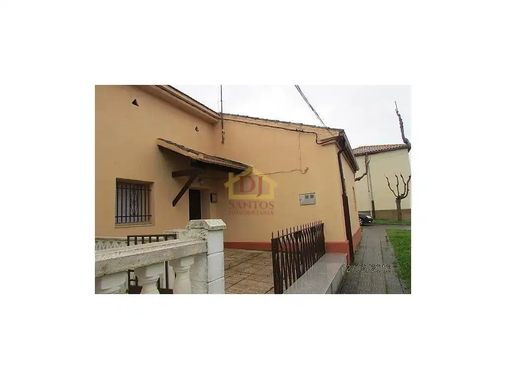Exterior view of Houses for sale in Guijuelo  with Private garden and Terrace