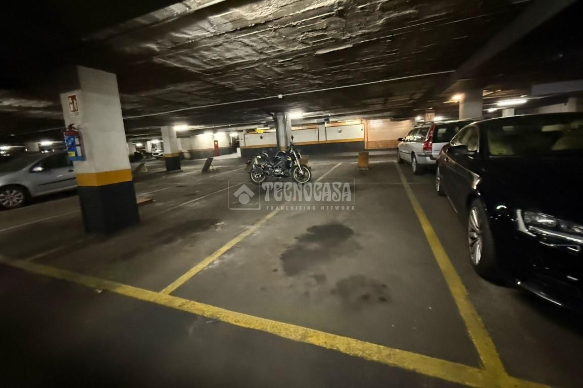 Aparcament de Garatge en venda en  Madrid Capital
