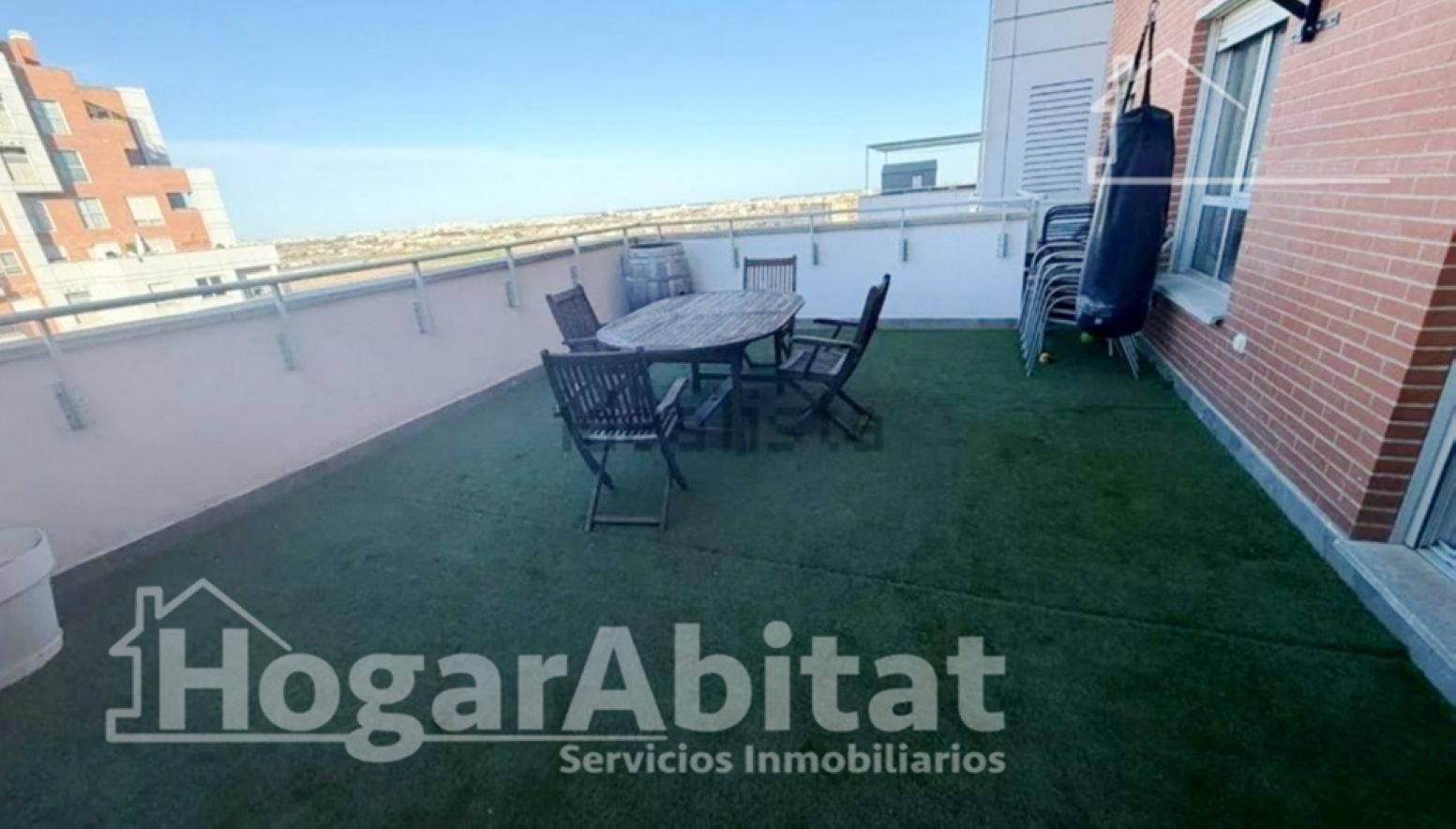 Terraza de Ático en venta en Burjassot con Aire acondicionado, Terraza y Trastero