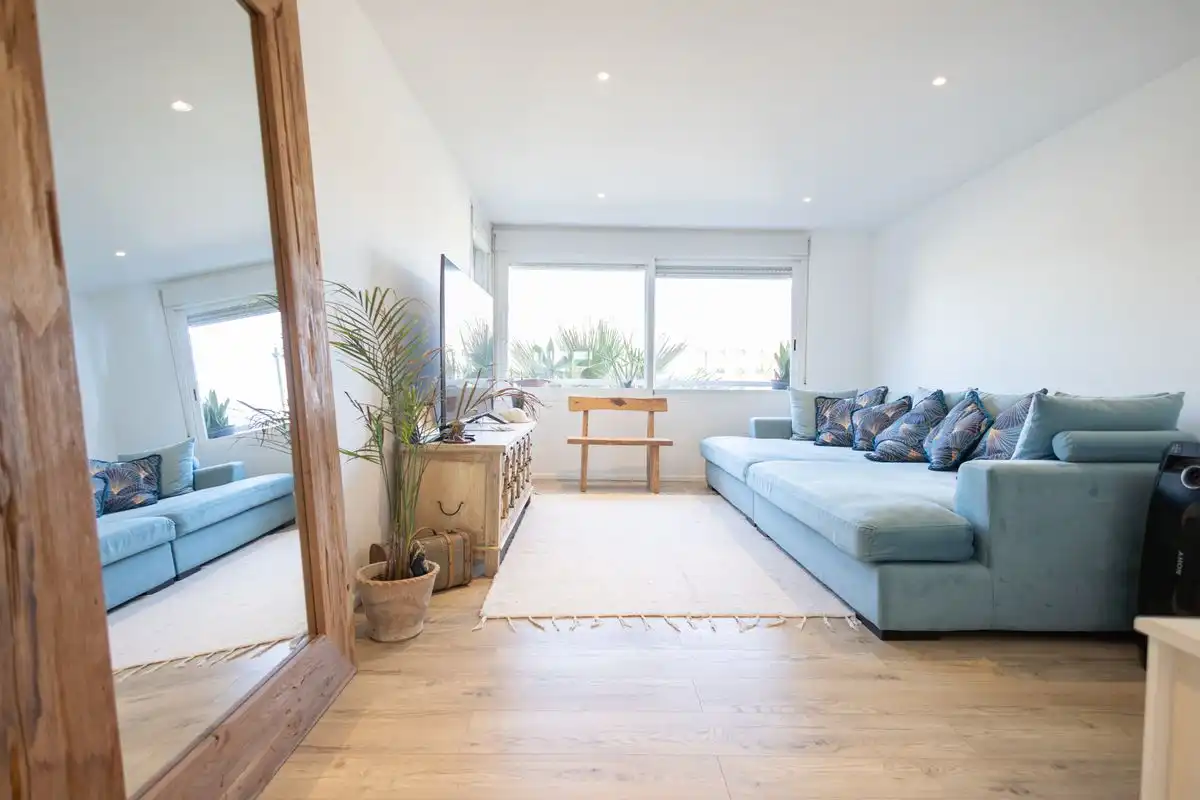 Sala d'estar de Pis en venda en Eivissa amb Aire condicionat, Calefacció i Jardí privat