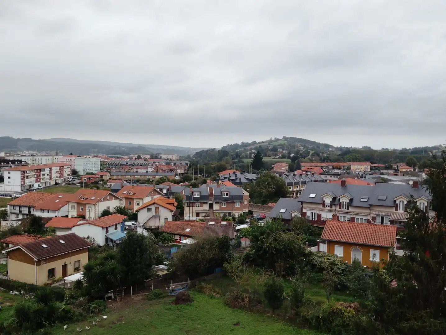 Vista exterior de Piso en venta en Torrelavega 