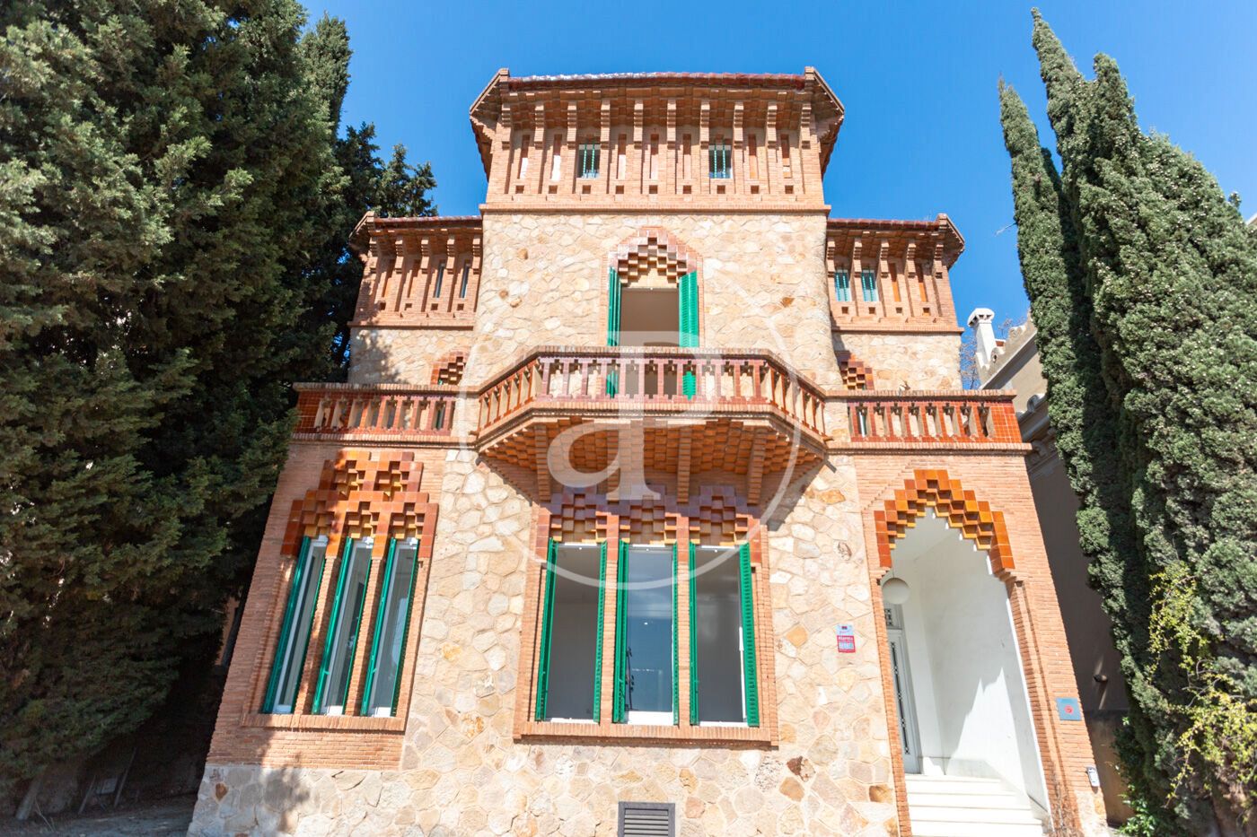 Vista exterior de Casa o xalet de lloguer en  Barcelona Capital amb Aire condicionat, Calefacció i Jardí privat