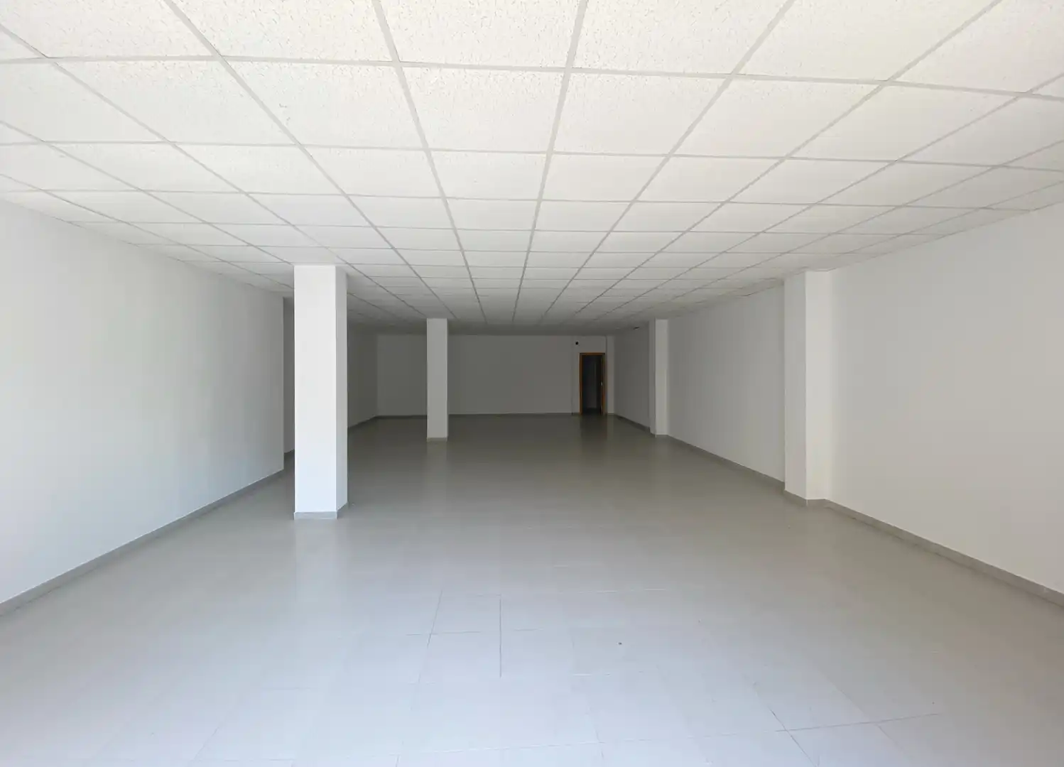 Local comercial en venta en Carrer de Juan Ramon Jiménez