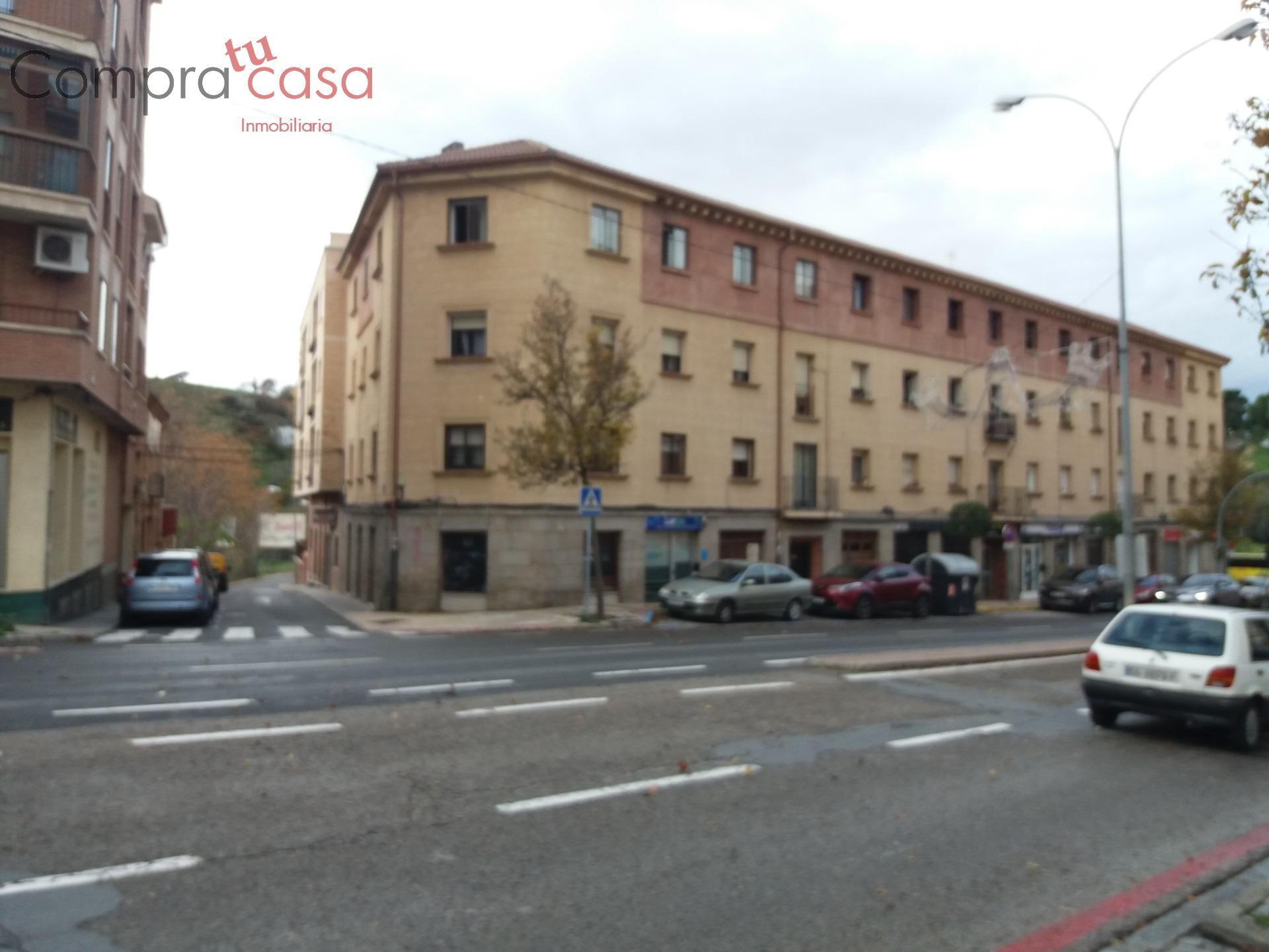 Vista exterior de Oficina de lloguer en Segovia Capital amb Traster