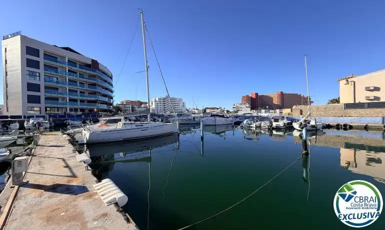 Parking de Garaje en venta en Roses