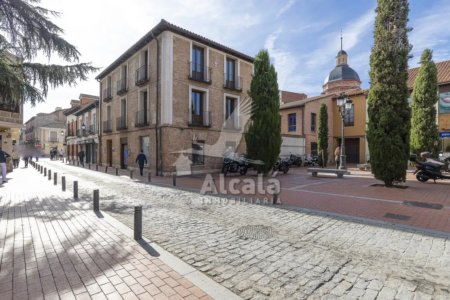 Vista exterior de Piso en venta en Alcalá de Henares con Calefacción y Terraza
