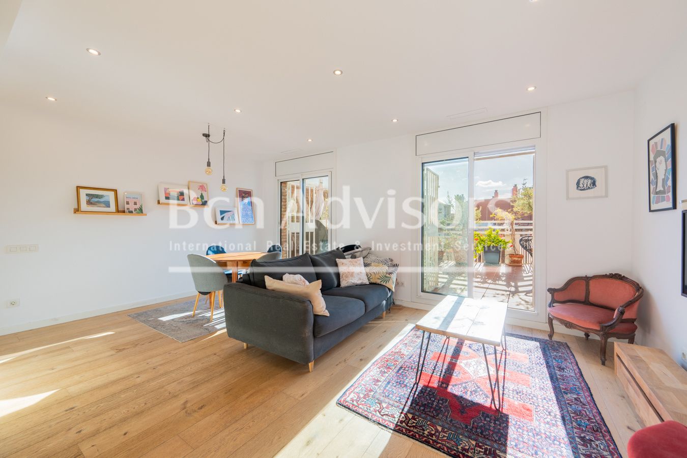 Living room of Attic for sale in  Barcelona Capital  with Air Conditioner, Heating and Parquet flooring
