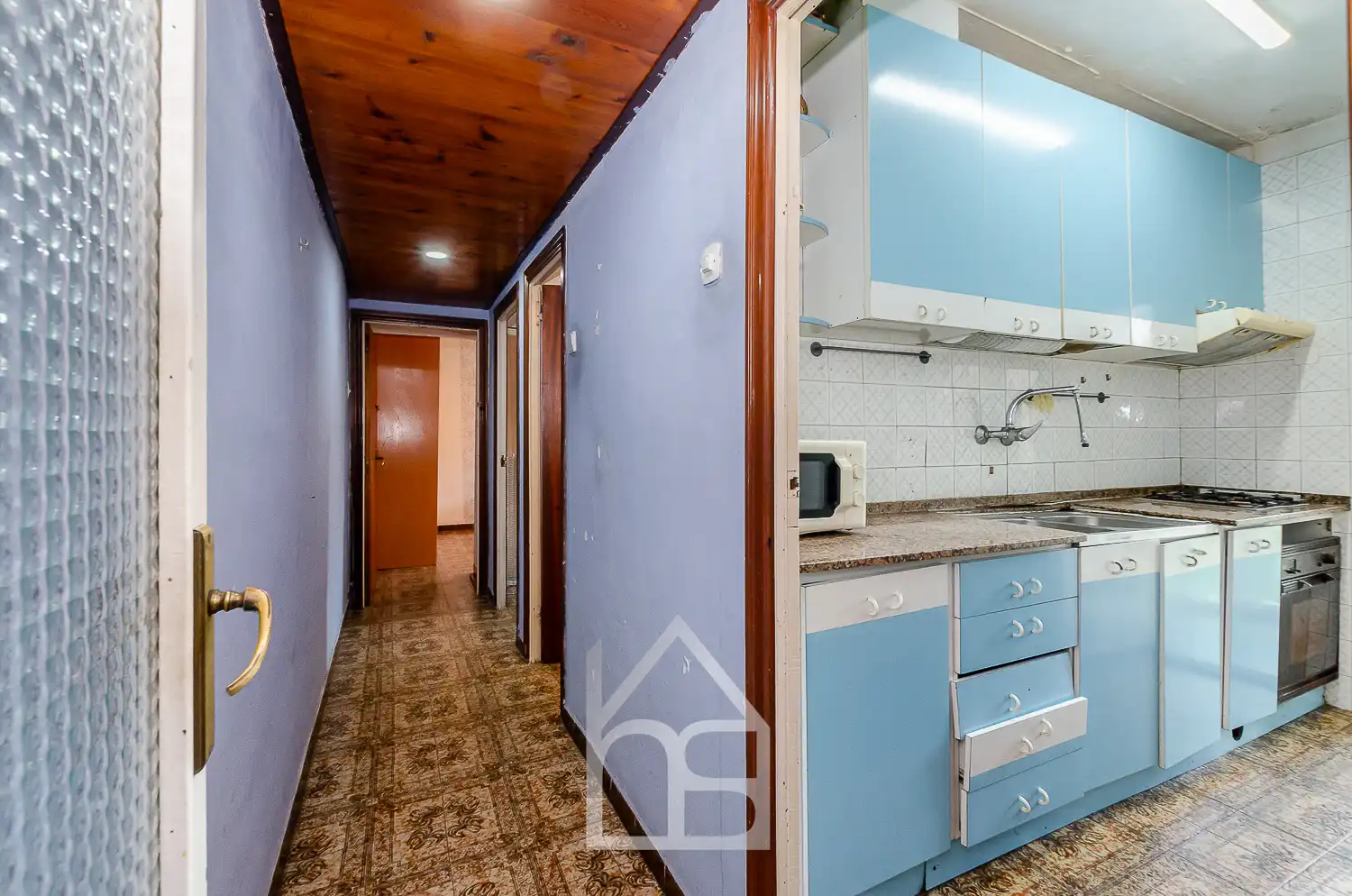Flat for sale in Cornellà de Llobregat  with Air Conditioner