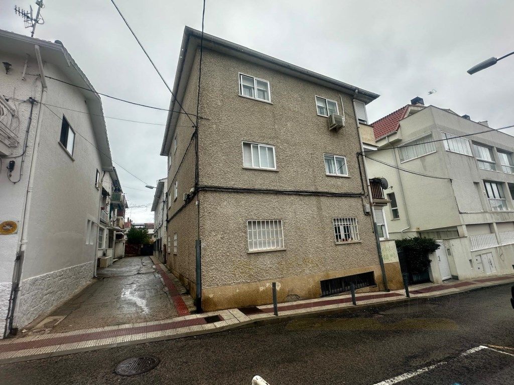 Planta baja for sale in Villalba Estación