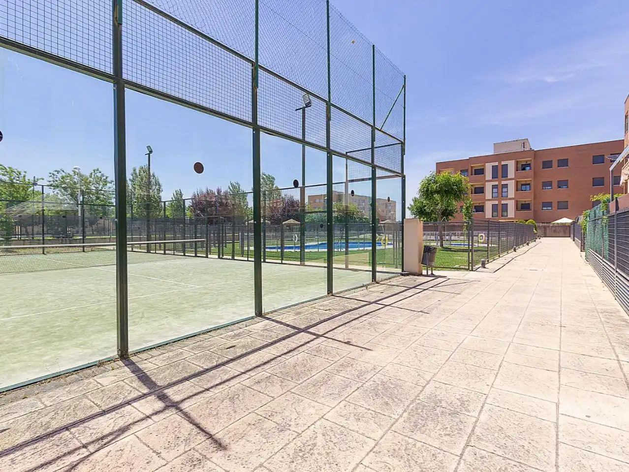 Swimming pool of Flat for rent in Este