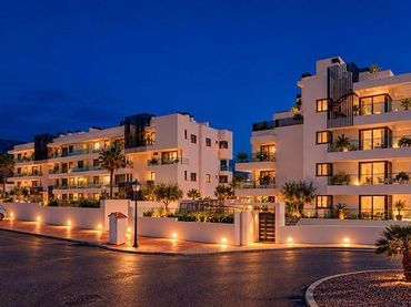 Neubau-Apartment mit Pool zum Verkauf in Urbanización Santa Rosa 25