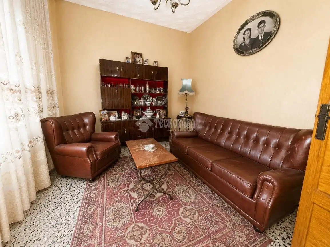 Sala d'estar de Casa adosada en venda en Torrijos