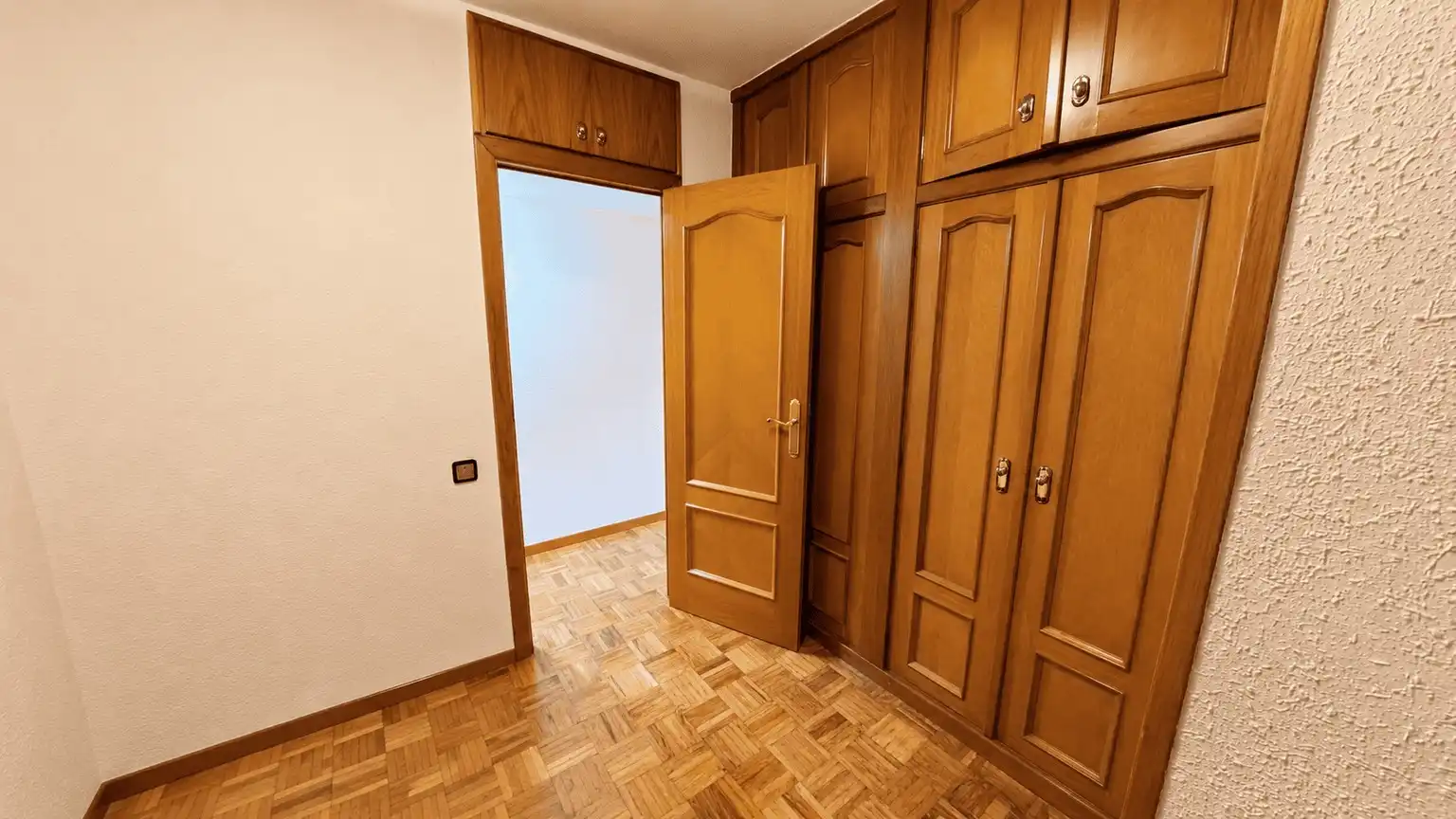 Bedroom of Flat for sale in Llinars del Vallès  with Air Conditioner, Heating and Parquet flooring
