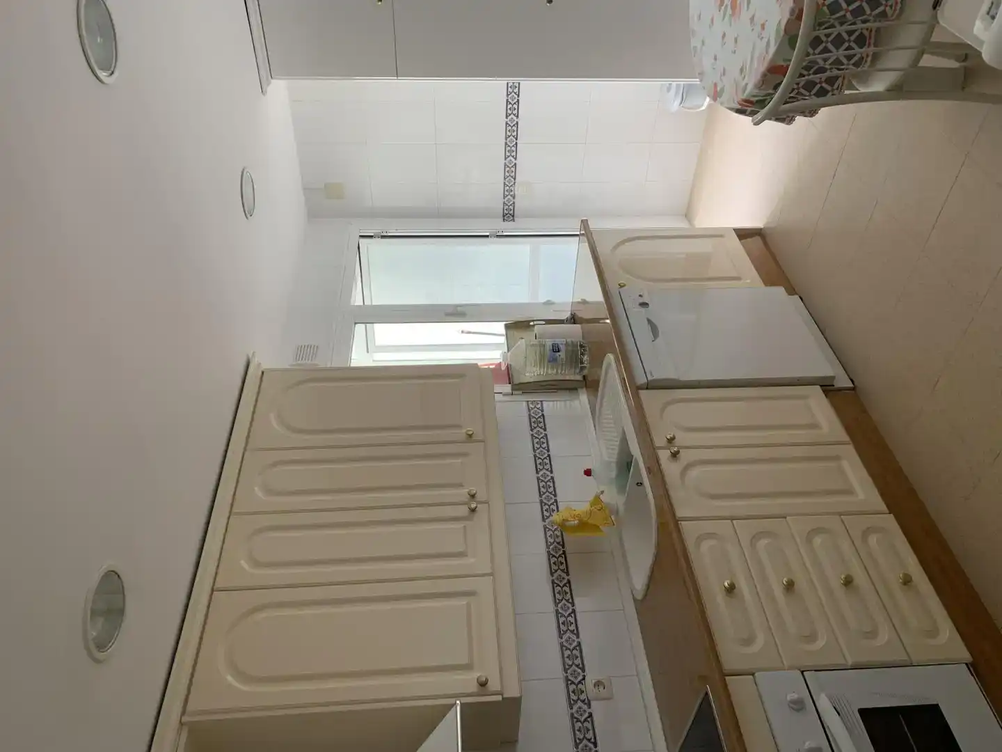 Küche von Wohnung zur Miete in Fuengirola mit Klimaanlage und Schwimmbad