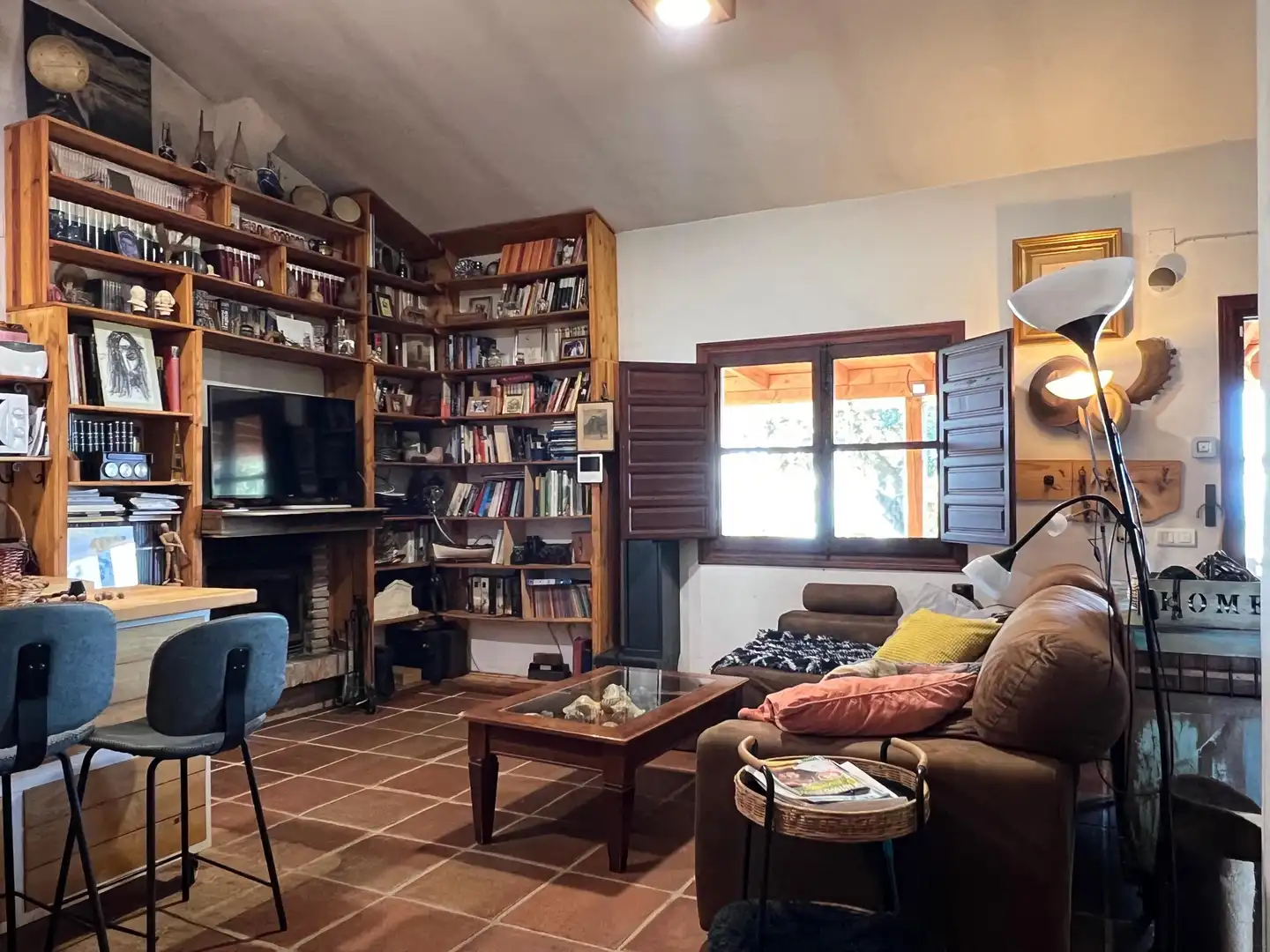 Sala de estar de Casa o chalet en venta en Vélez-Málaga con Aire acondicionado, Calefacción y Jardín privado