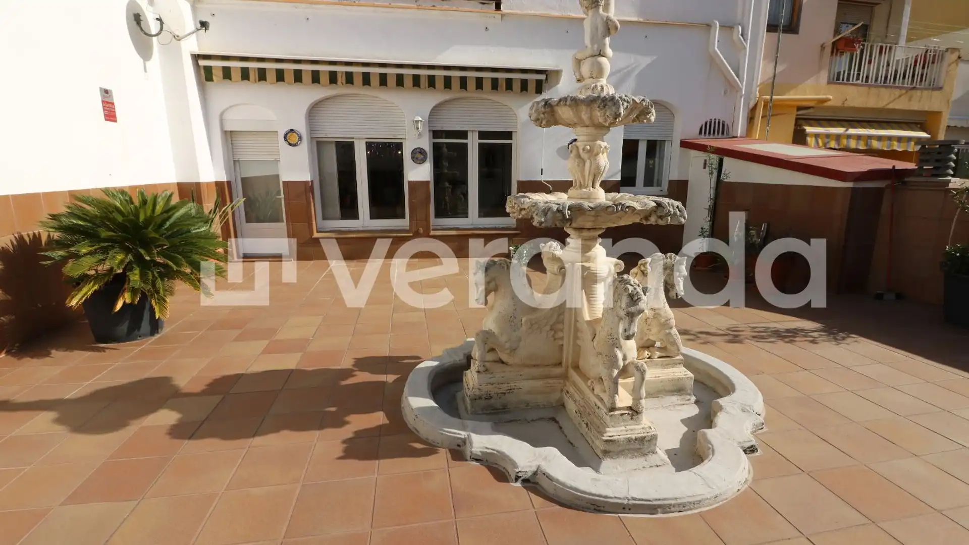 Vista exterior de Casa adosada en venta en Sabadell con Calefacción, Terraza y Trastero