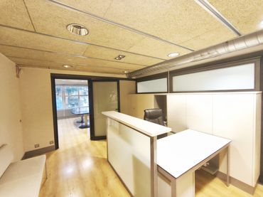 Oficina amb ascensor de lloguer a Avinguda Sant Esteve