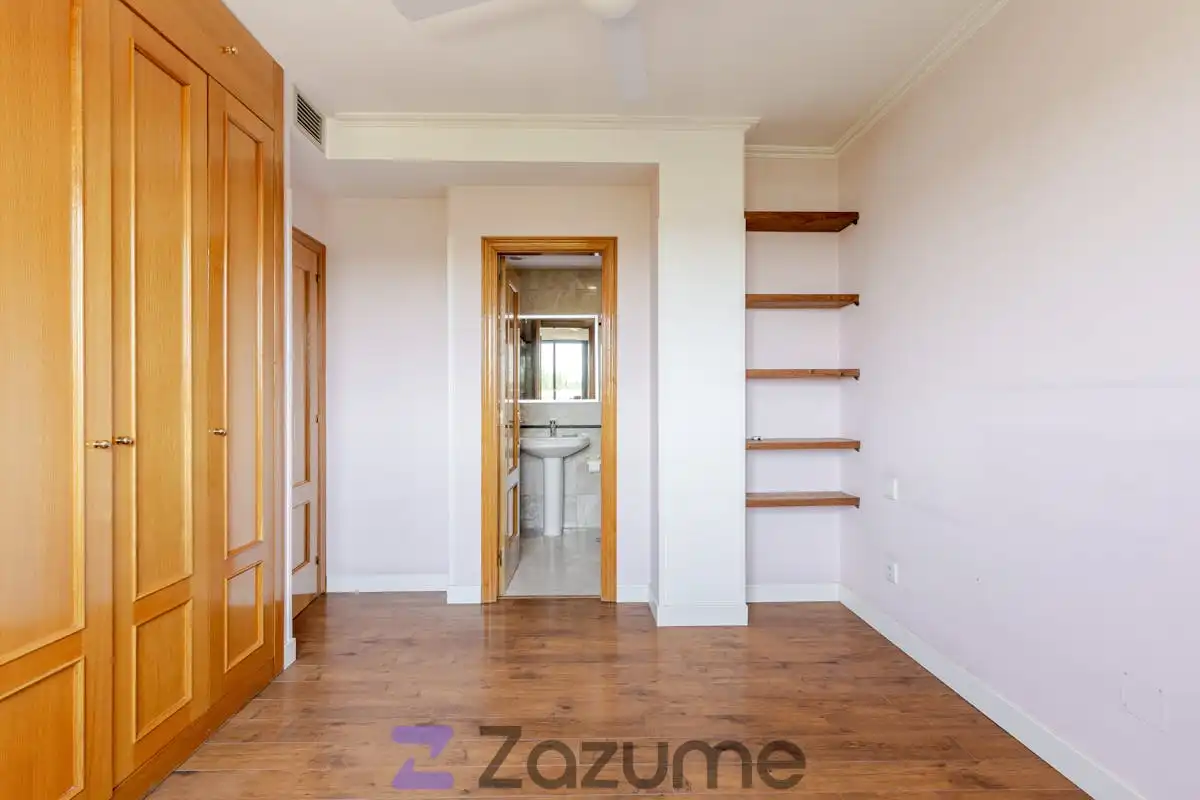 Habitación de Piso de alquiler en Madrid con Aire acondicionado, Calefacción y Piscina