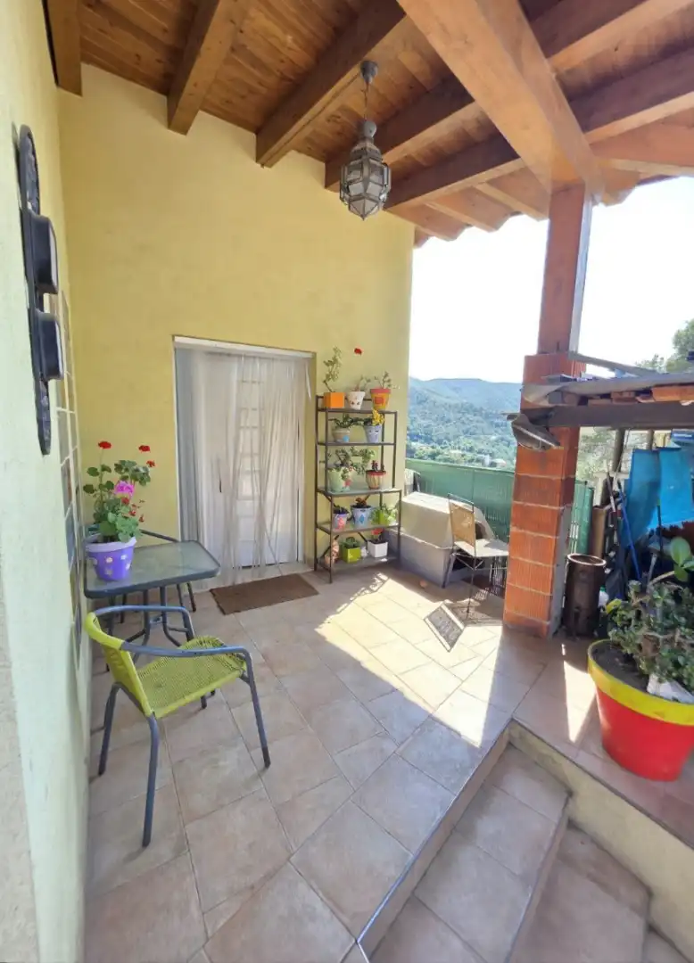 Terraza de Casa o chalet en venta en Sant Fost de Campsentelles con Aire acondicionado, Calefacción y Jardín privado