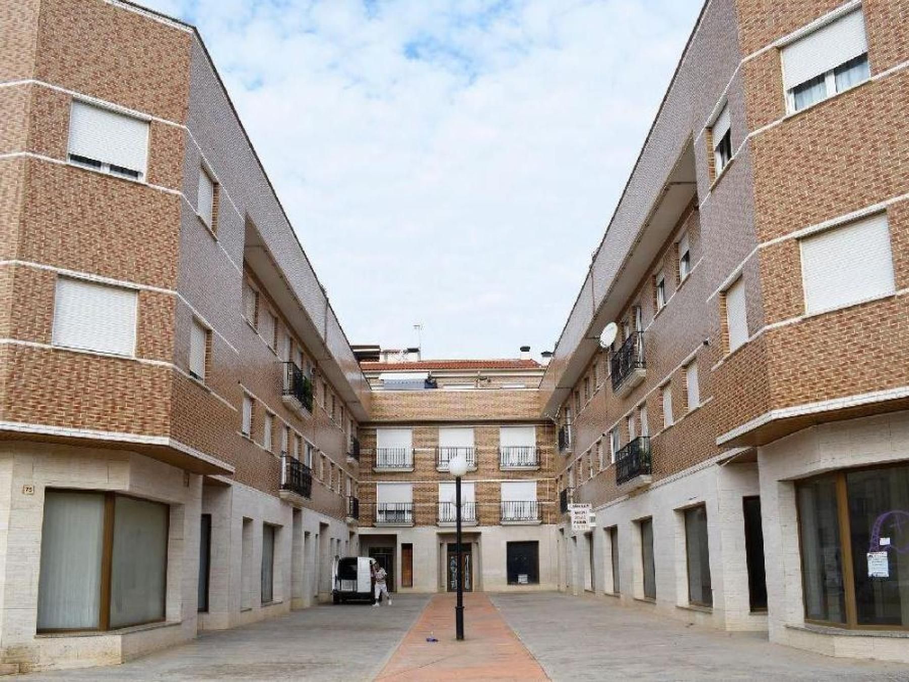 Vista exterior de Garatge en venda en Quintanar del Rey