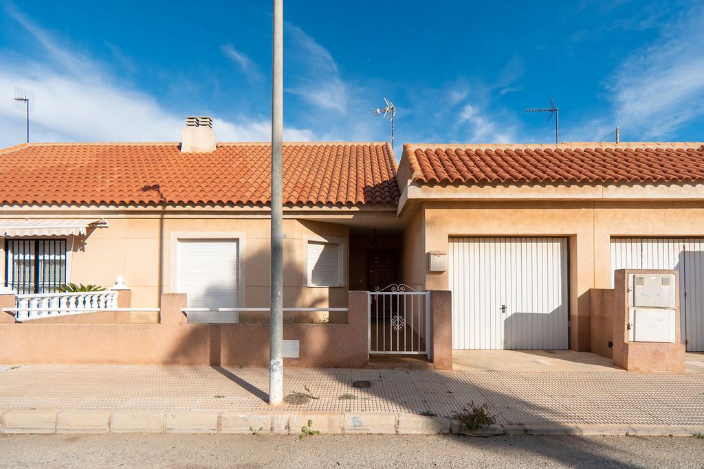 Single-family semi-detached for sale in C/ Campillo de Baile, El Algar