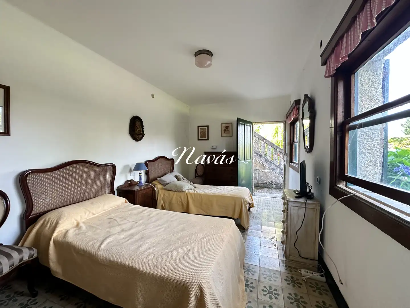 Dormitori de Casa o xalet en venda en Nigrán amb Jardí privat i Terrassa