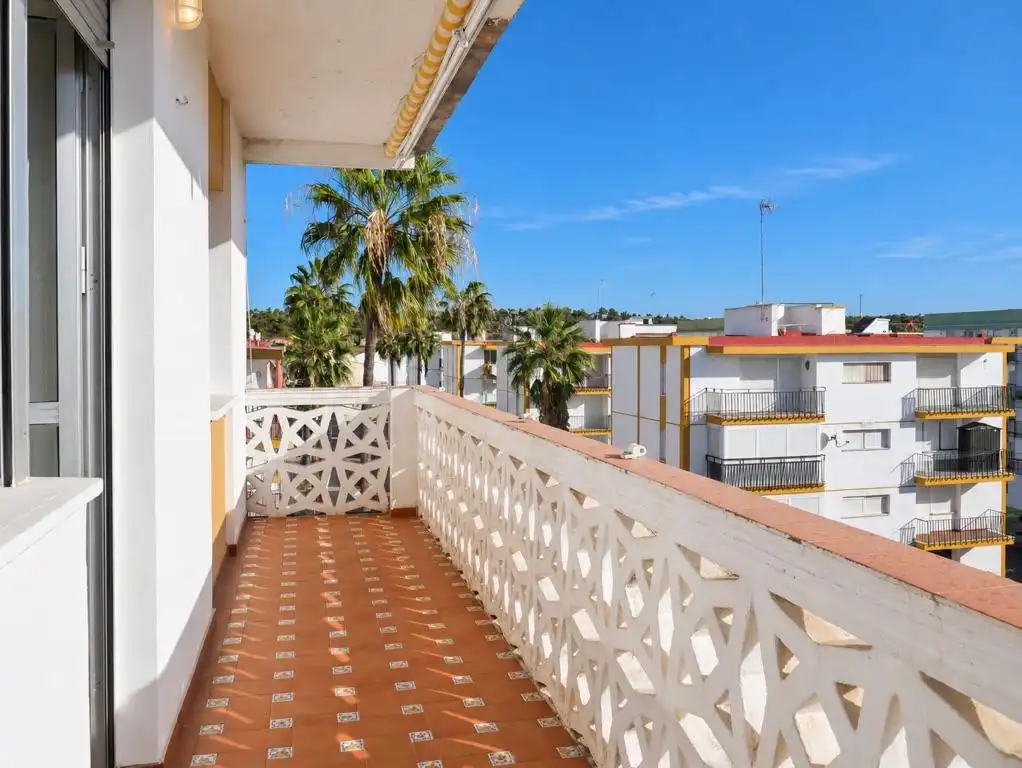Vista exterior de Apartamento en venta en La Antilla con Aire acondicionado, Terraza y Amueblado