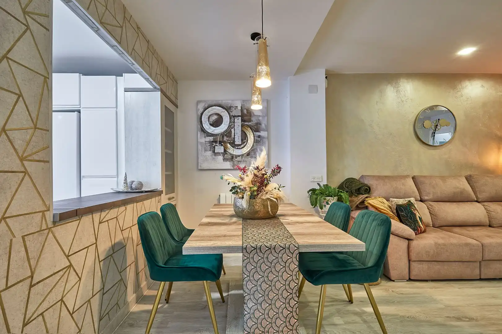 Comedor de Casa adosada en venta en Terrassa con Aire acondicionado, Calefacción y Parquet
