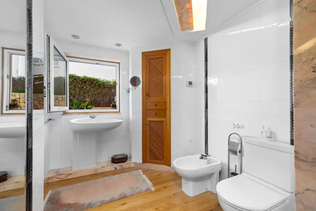 Bany de Apartament en venda en Andratx amb Aire condicionat, Parquet i Terrassa