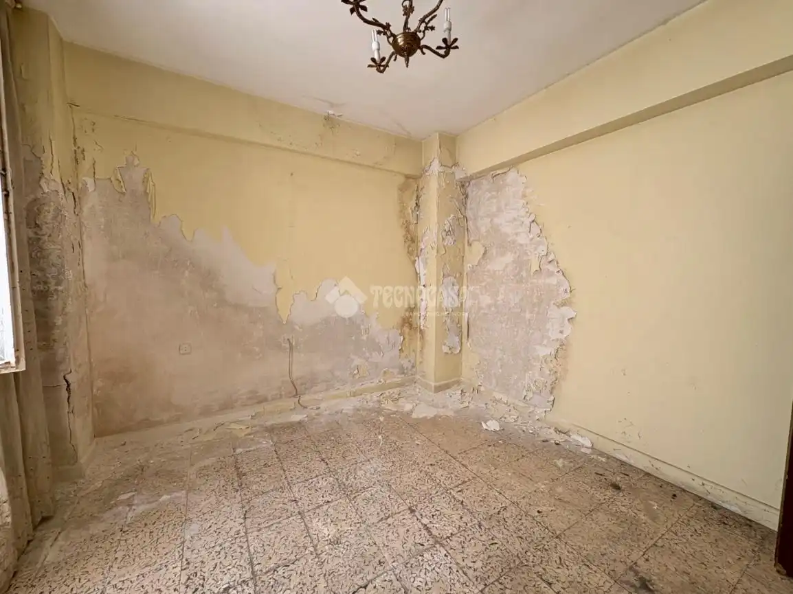Habitación de Piso en venta en Jaén con Balcón