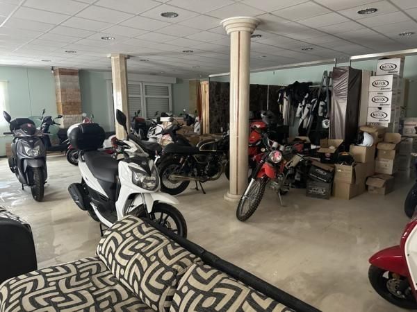 Oficina en venda en Monforte del Cid amb Aire condicionat i Traster