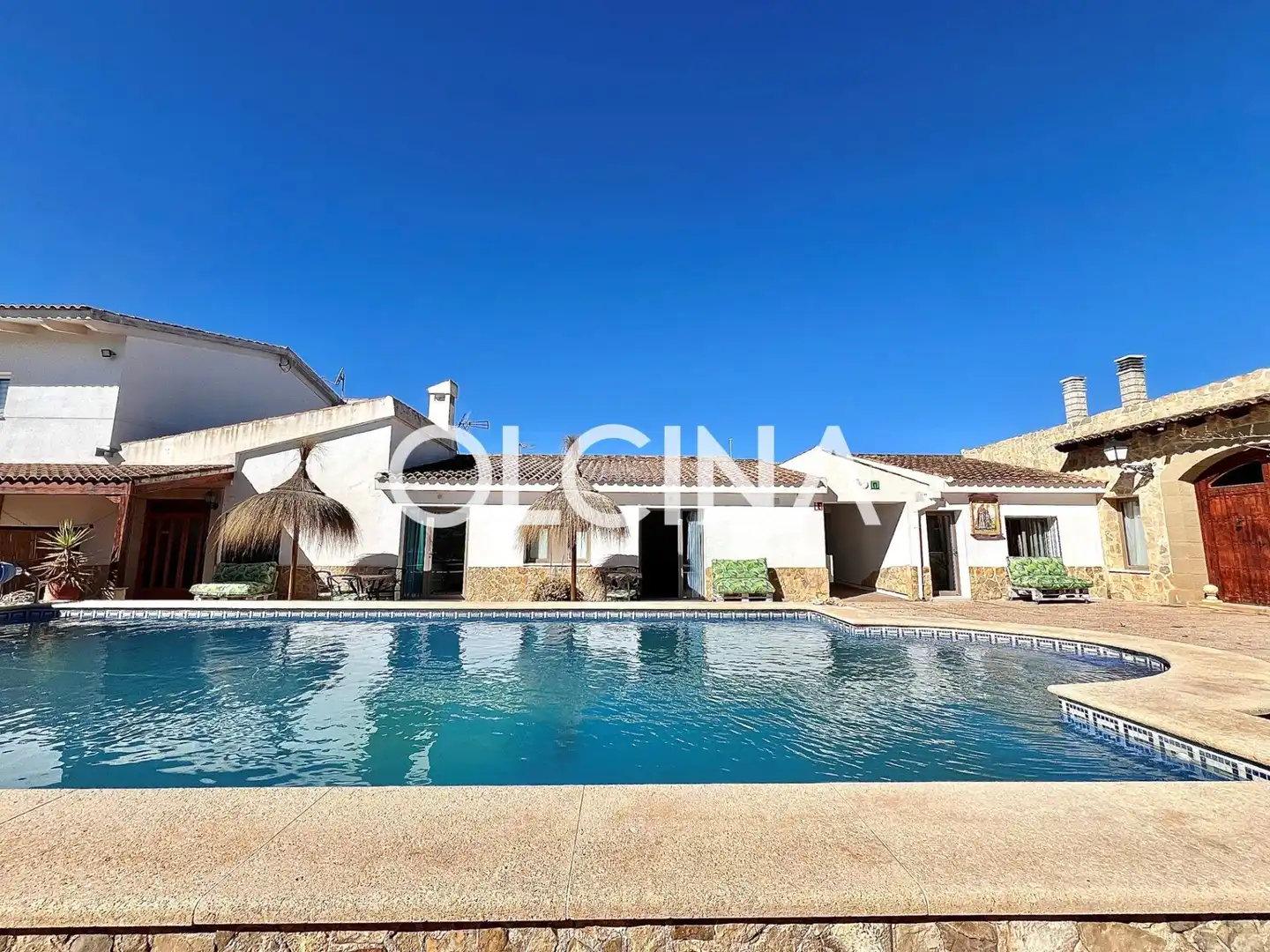 Exterior view of Buildings for sale in Castalla