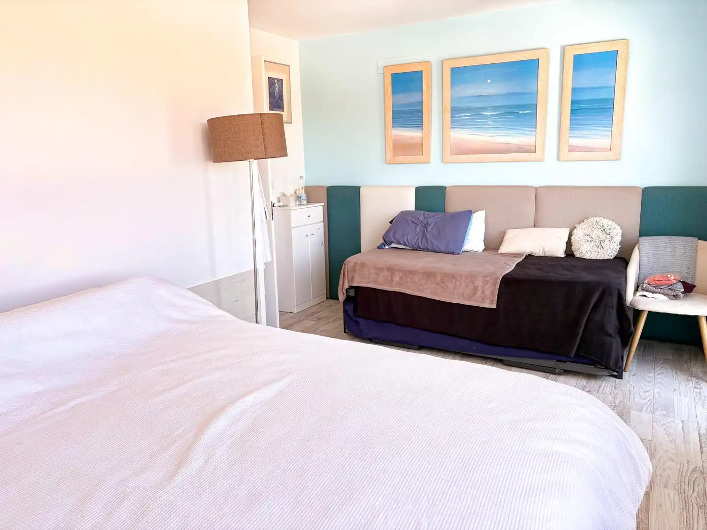 Habitación de Casa o chalet en venta en Torrevieja con Balcón y Piscina comunitaria