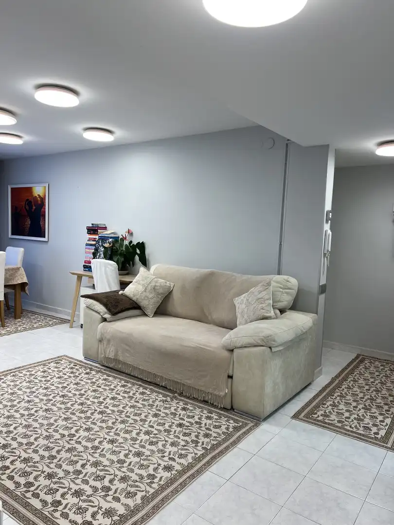 Wohnzimmer von Wohnung zur untervermieten in Gavà mit Klimaanlage, Privatgarten und Terrasse