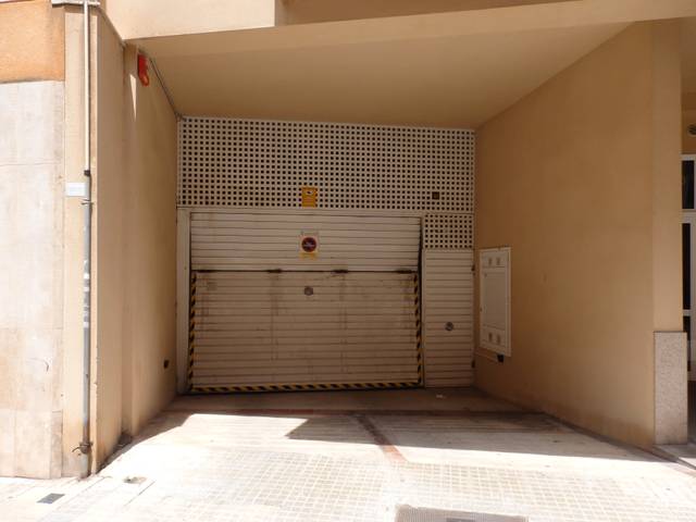 Garaje en Venta en Carrer Terra Alta, 11 en Vandellòs i l'Hospitalet de l'Infant