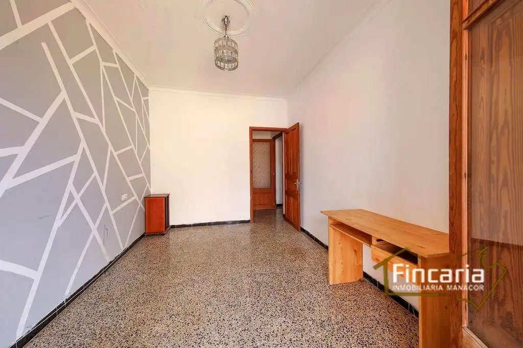 Vista exterior de Casa o xalet en venda en Campos amb Terrassa i Traster