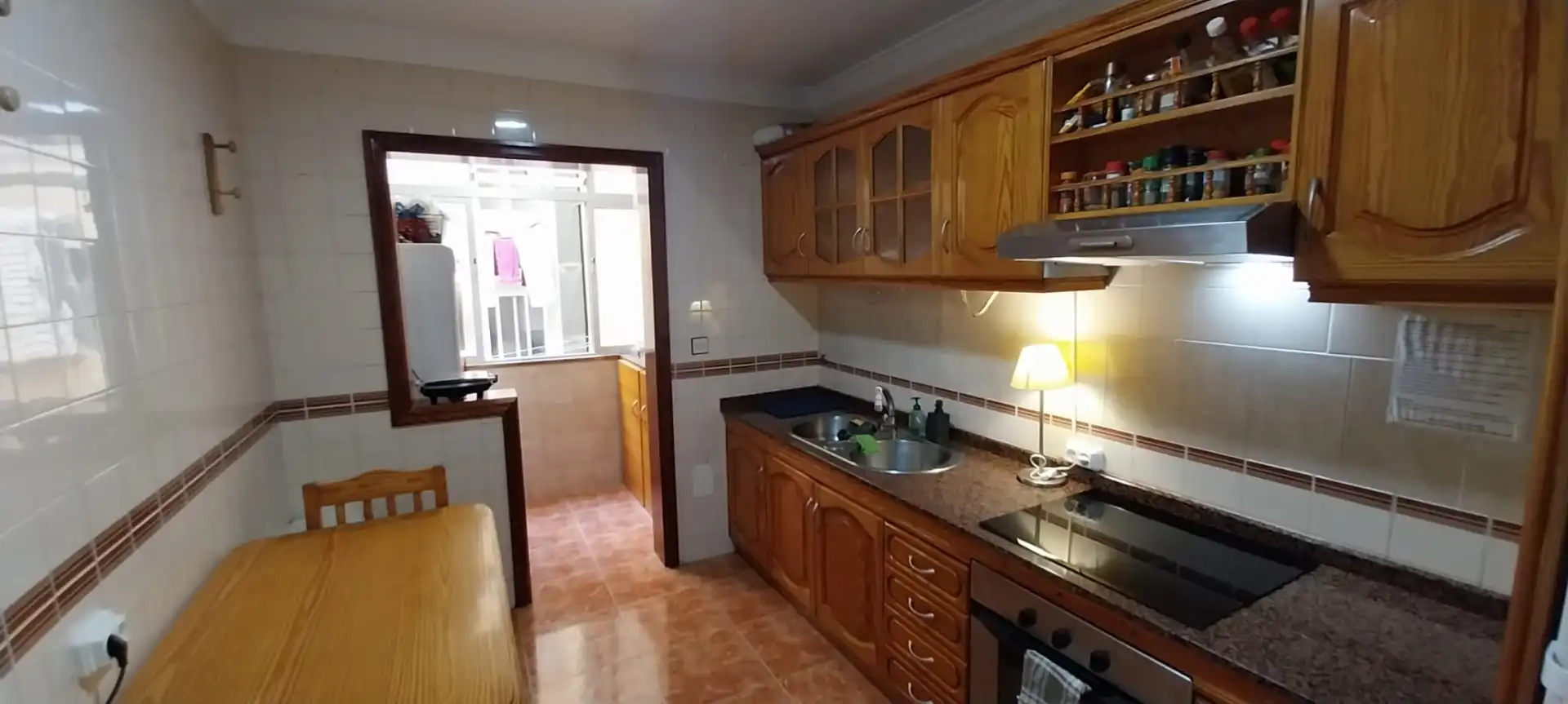 Cuina de Pis per a compartir en Las Palmas de Gran Canaria amb Moblat, Forn i Rentadora