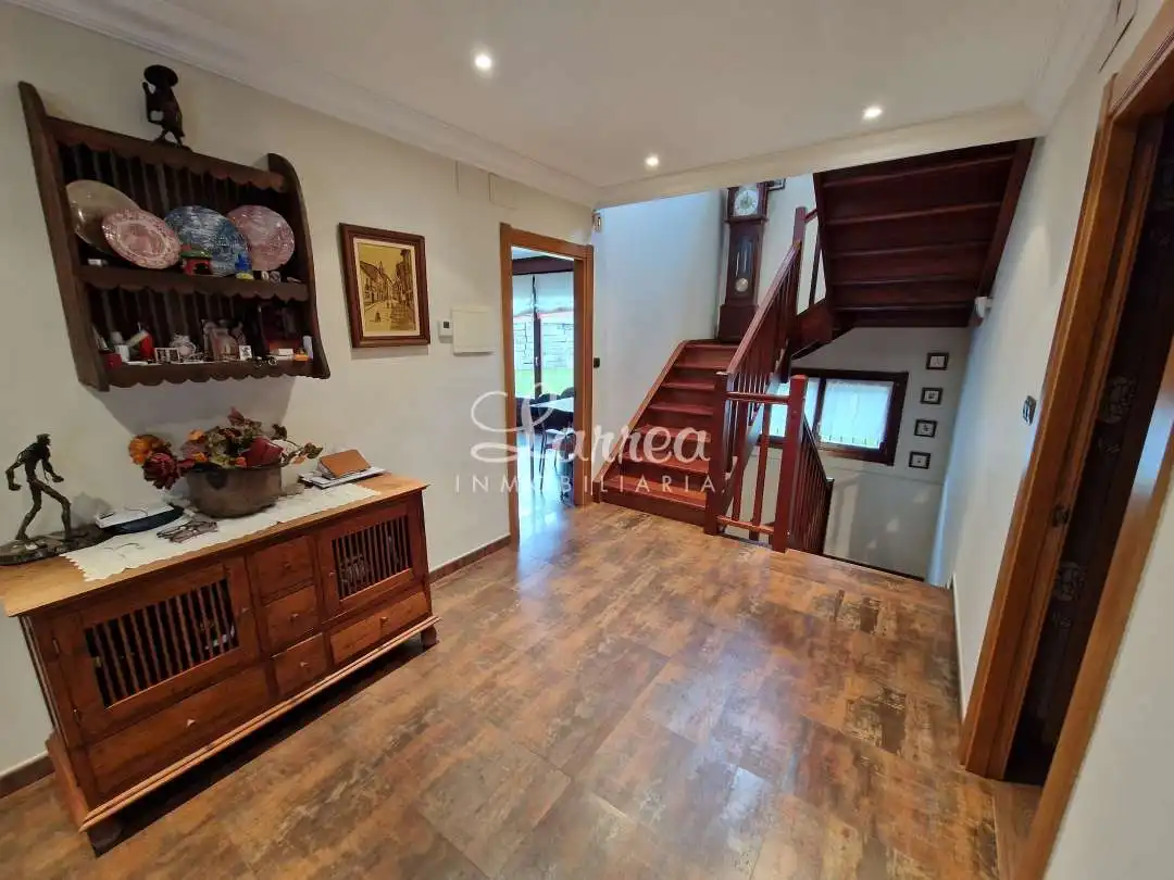 Detached homes for sale in Areatza  with Heating, Private garden and Storage room