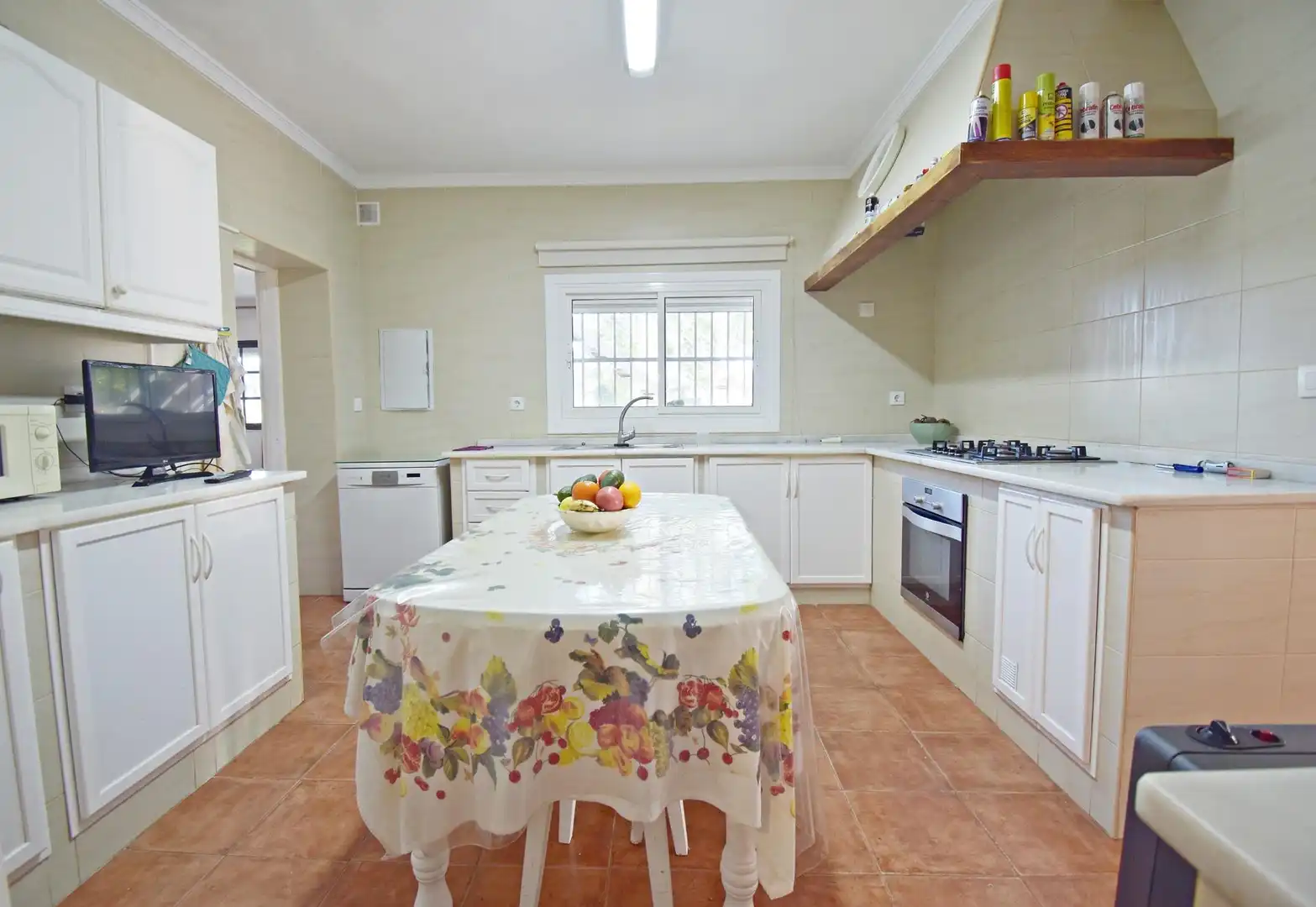 Kitchen of Country homes for sale in Jerez de la Frontera  with Air Conditioner, Private garden and Storage room