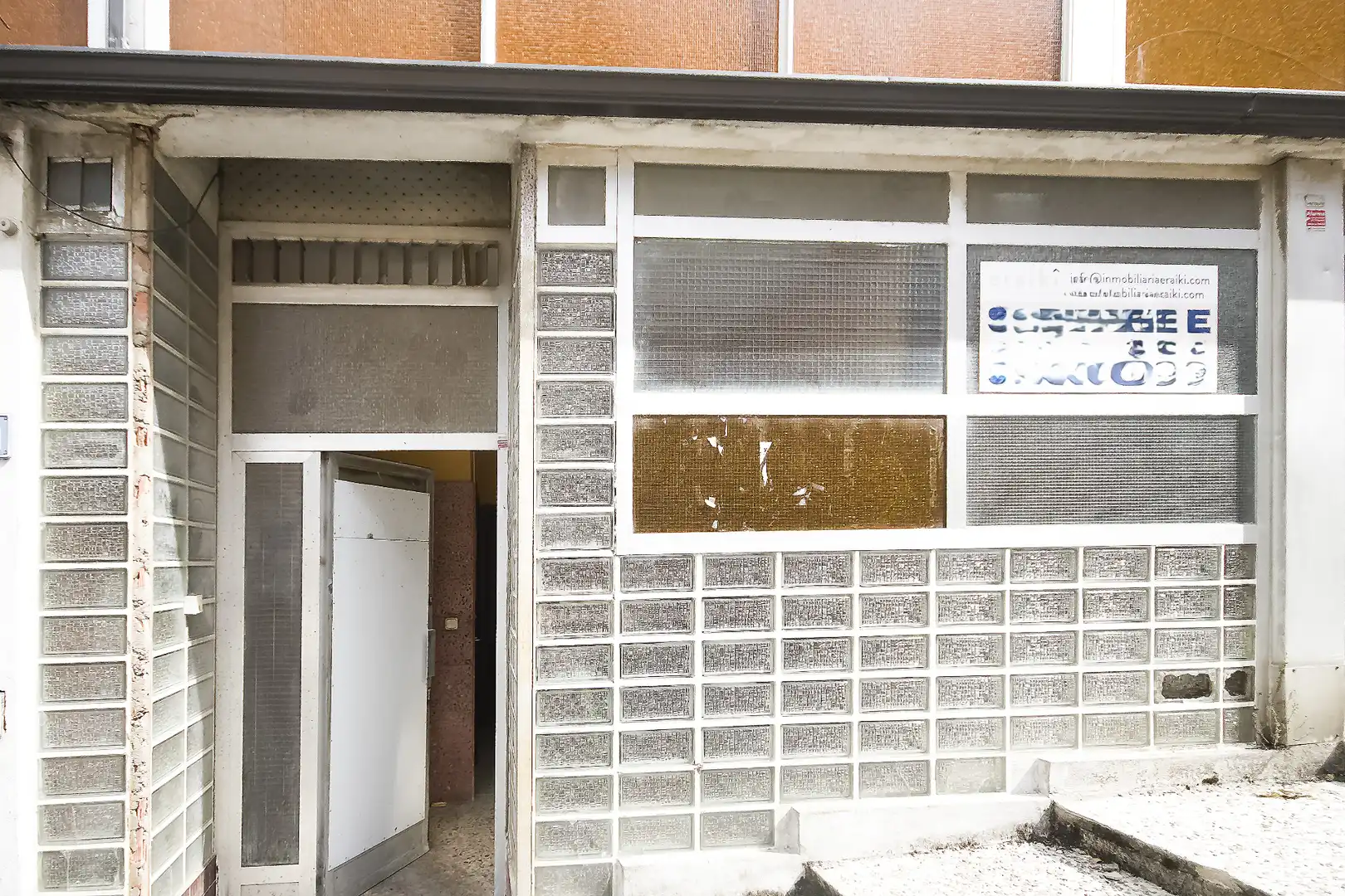 Vista exterior de Local en venta en Tolosa