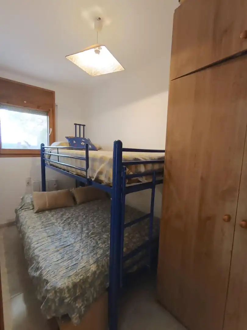 Habitación de Apartamento en venta en Castell d'Aro, Platja d'Aro i s'Agaró con Aire acondicionado, Calefacción y Terraza