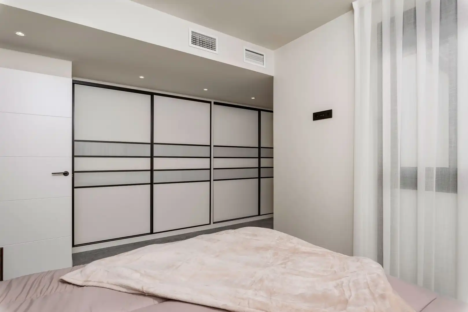 Bedroom of Houses for sale in Pilar de la Horadada  with Air Conditioner and Community pool