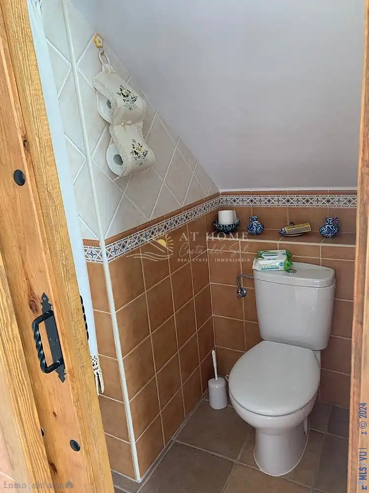 Bathroom of Houses for sale in Torrox  with Terrace and Swimming Pool