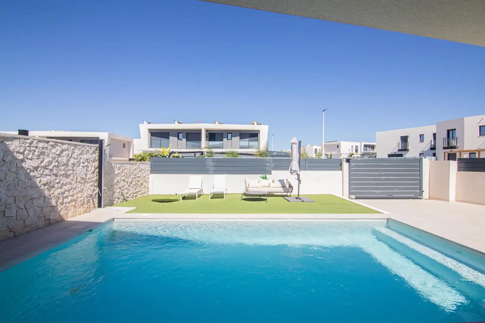 Piscina de Casa o xalet de lloguer en Santa Pola amb Aire condicionat, Calefacció i Jardí privat