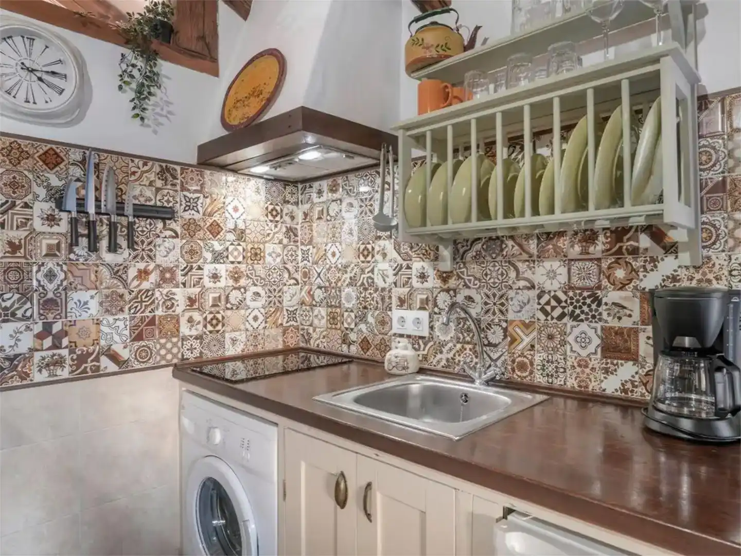 Cuina de Finca rústica de lloguer en Conil de la Frontera amb Aire condicionat, Jardí privat i Piscina